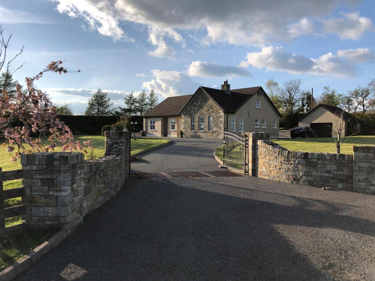The Bungalow Villa Omagh Exteriör bild